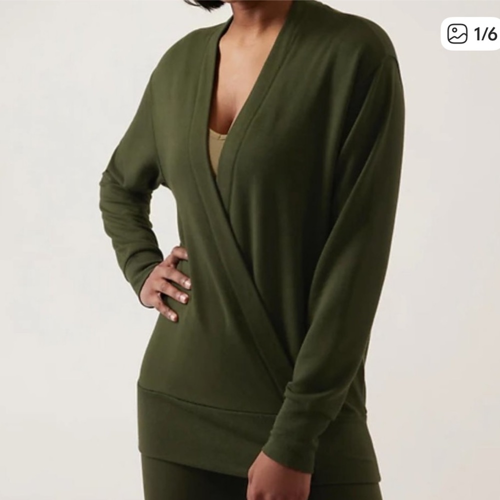 NWT Athleta Purana V-Neck Wrap Sweatshirt